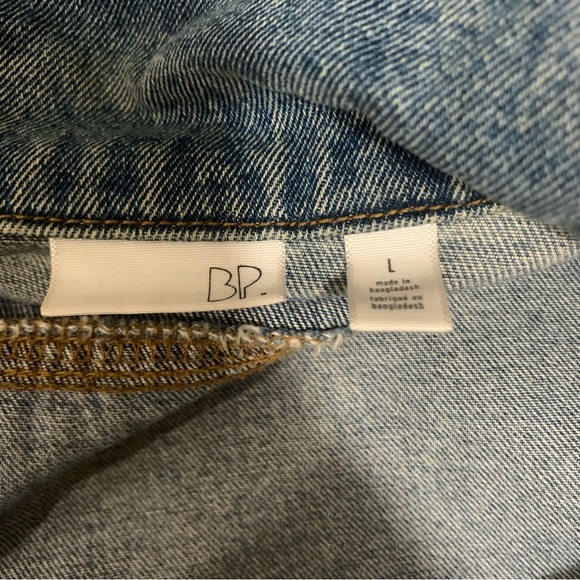 Distressed Oversized Denim Jacket - Picture 12 of 14